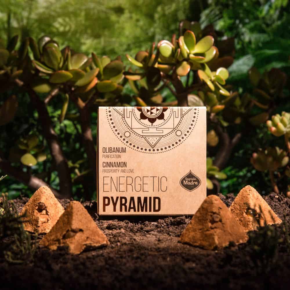 Energetic pyramid – Olibanum and Cinnamon