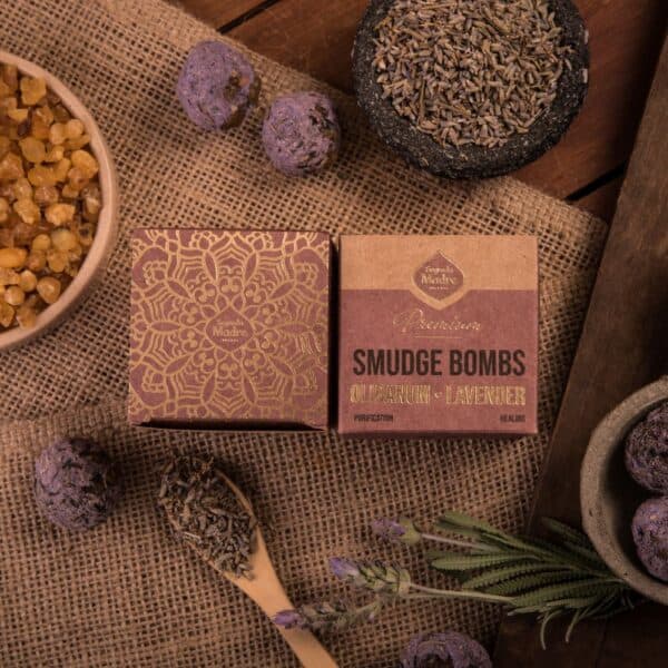 Smudge bomb - Olibanum and Lavender - Image 3